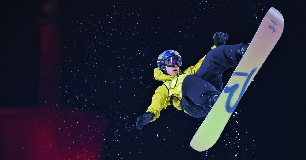 25分大胜老鹰，湖人终结3连败！老詹背靠背31+9+10，东契奇27+12